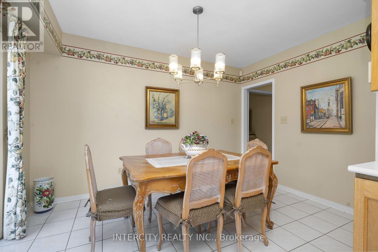 35 Avro Road Property Photo 15