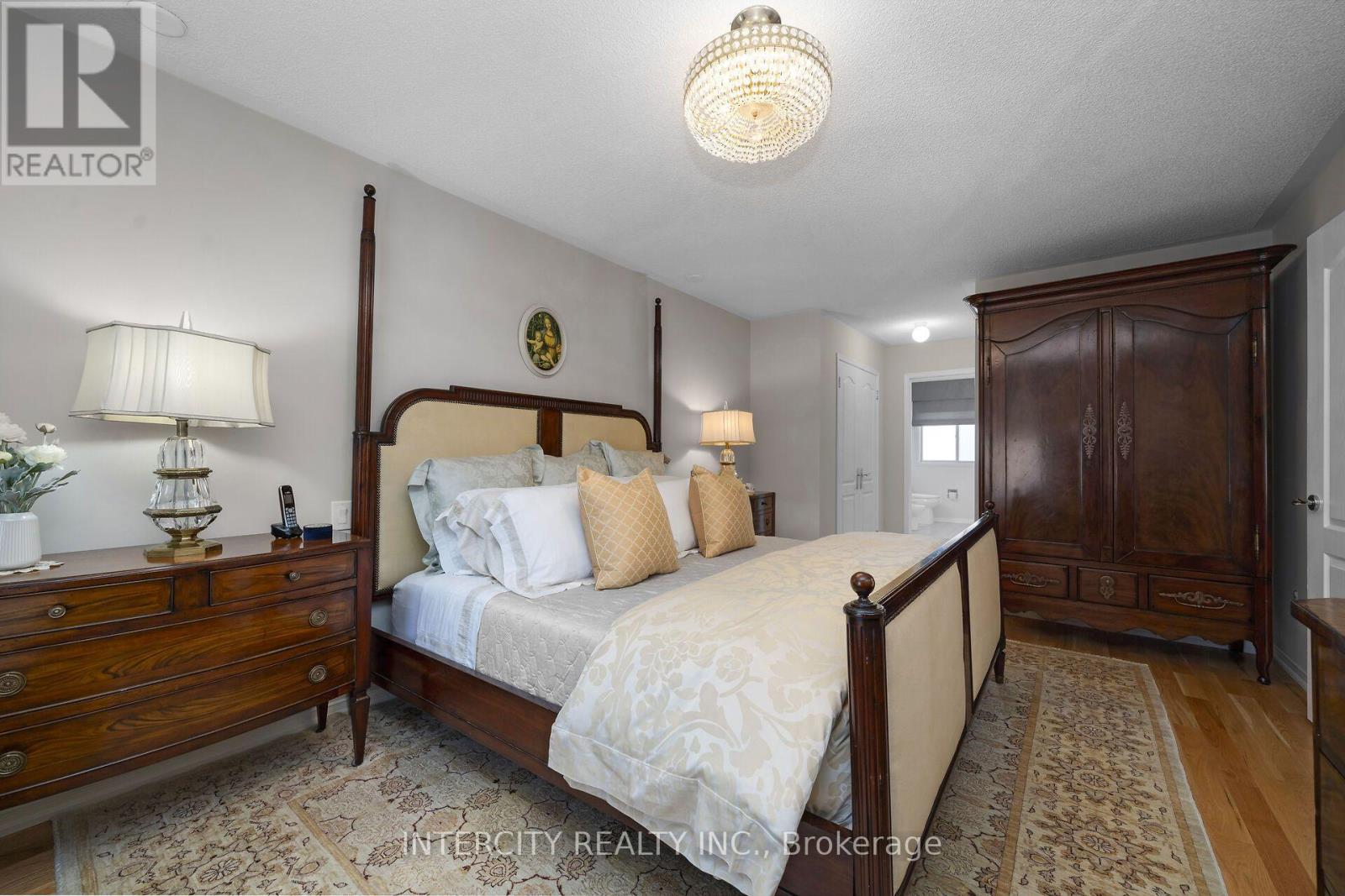 35 Avro Road Property Photo 21