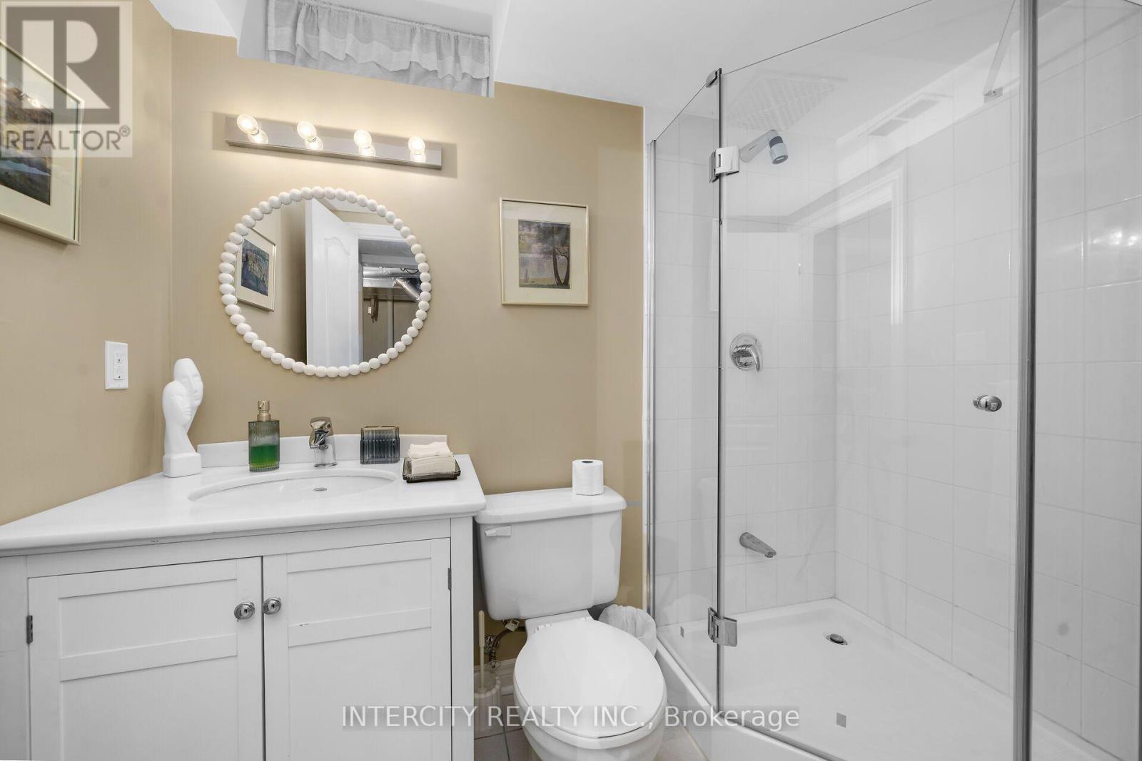 35 Avro Road Property Photo 35
