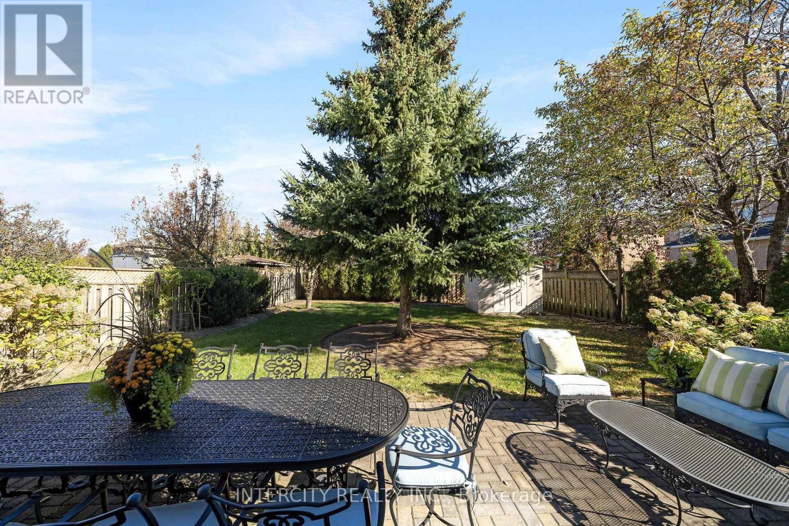 35 Avro Road Property Photo 40