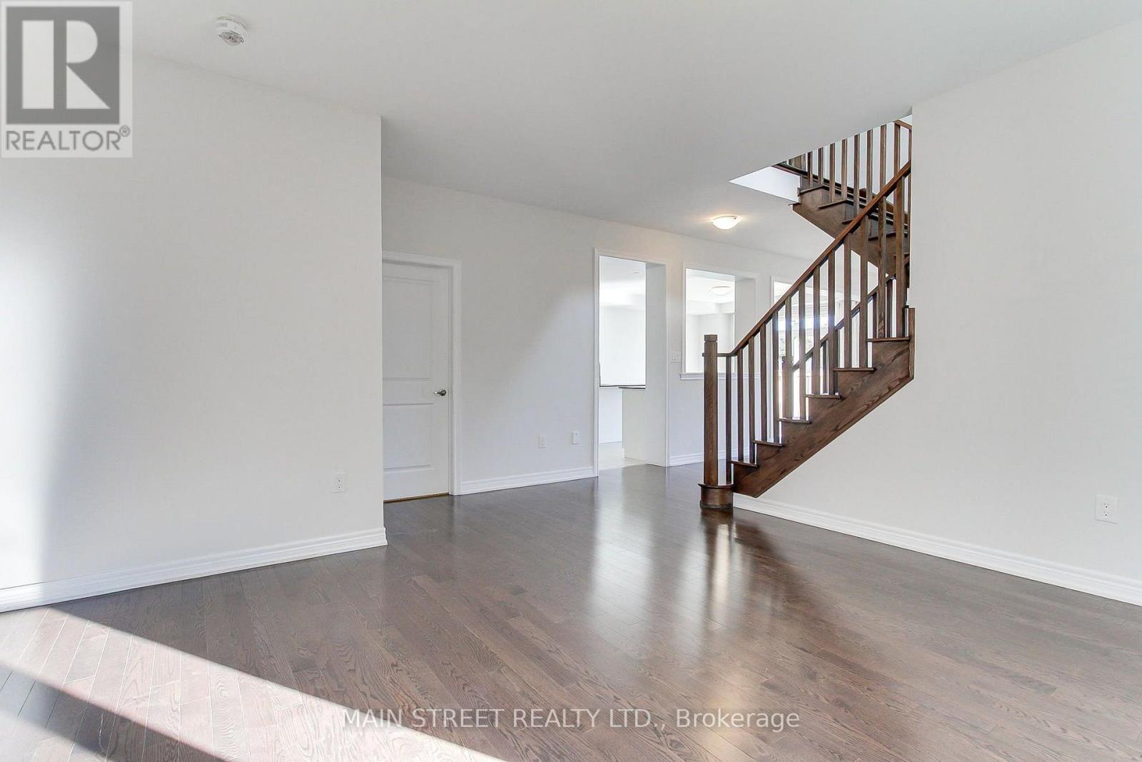 1283 Blackmore Street Property Photo 9