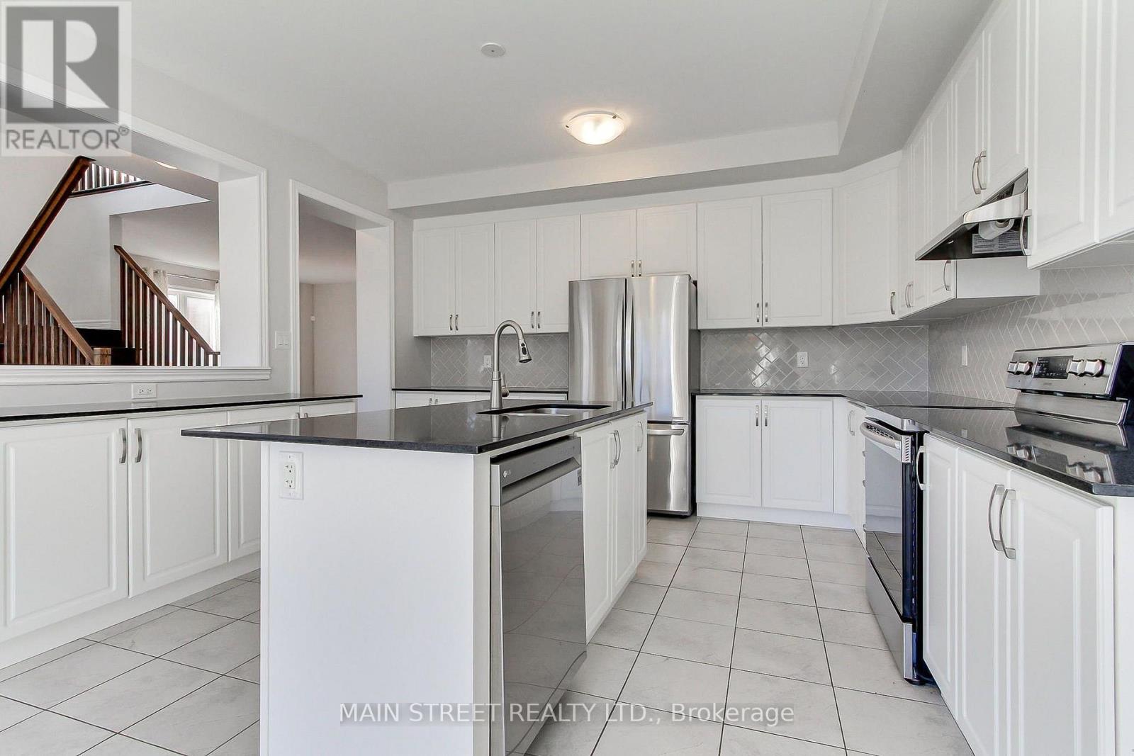 1283 Blackmore Street Property Photo 13