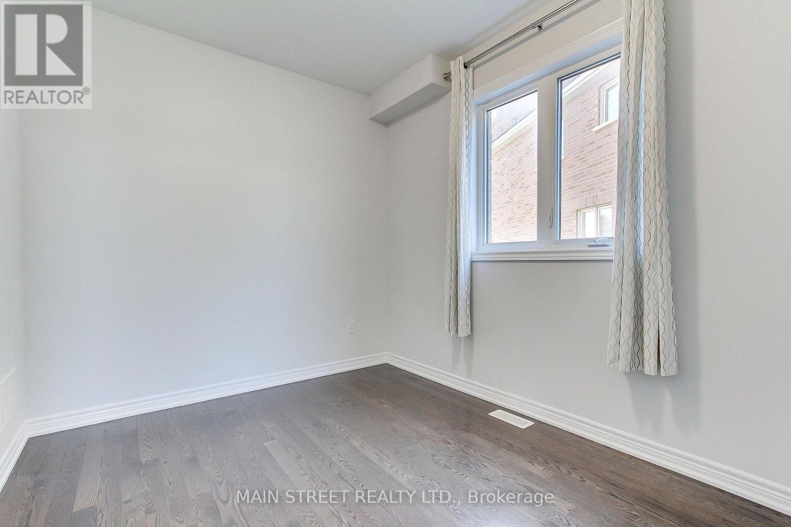 1283 Blackmore Street Property Photo 24