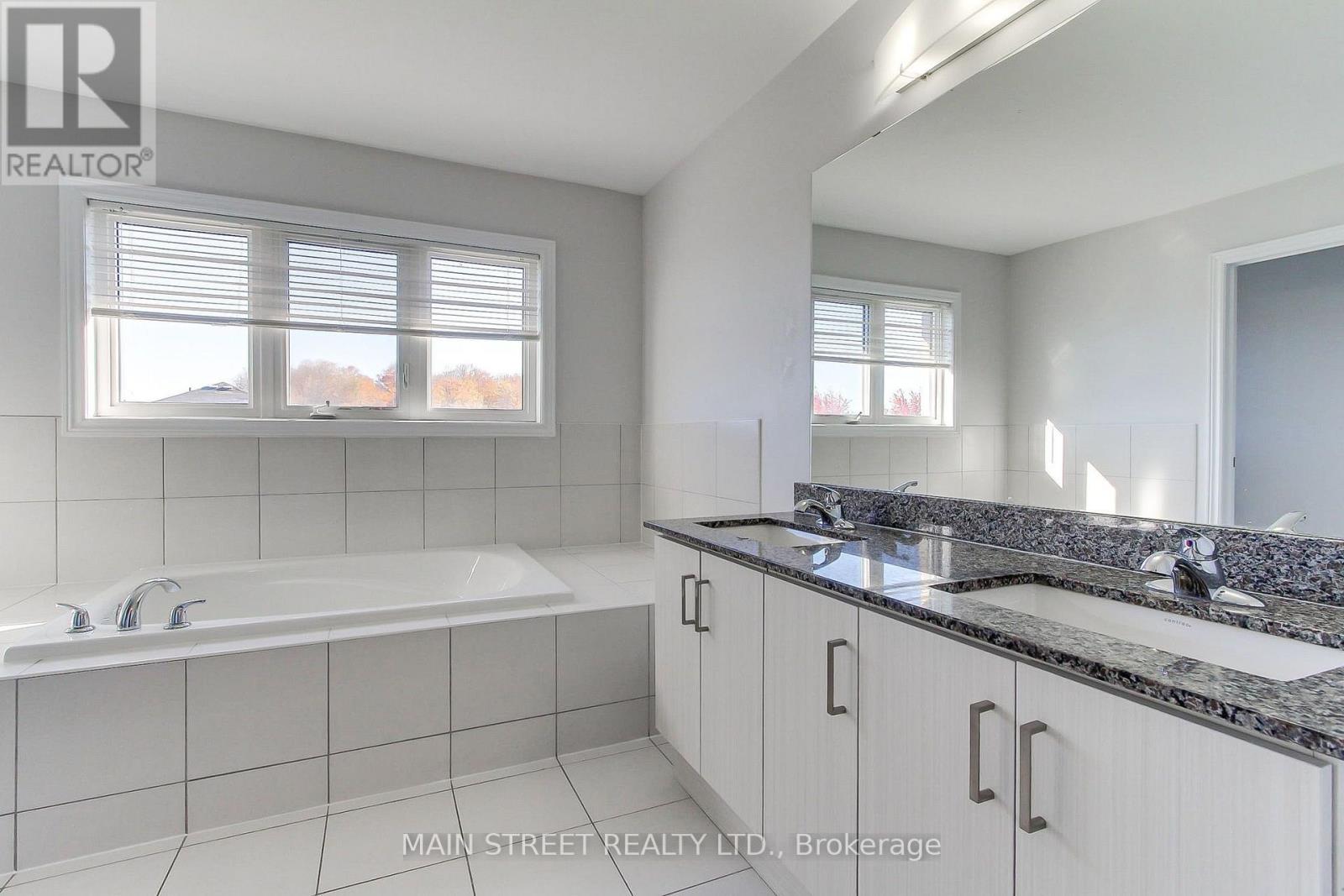1283 Blackmore Street Property Photo 32