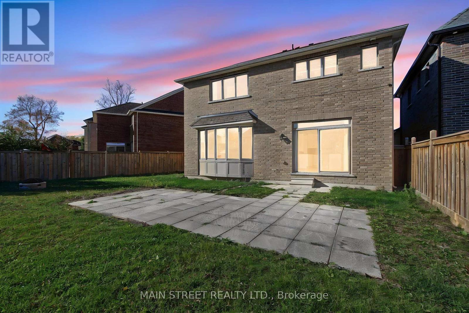 1283 Blackmore Street Property Photo 42