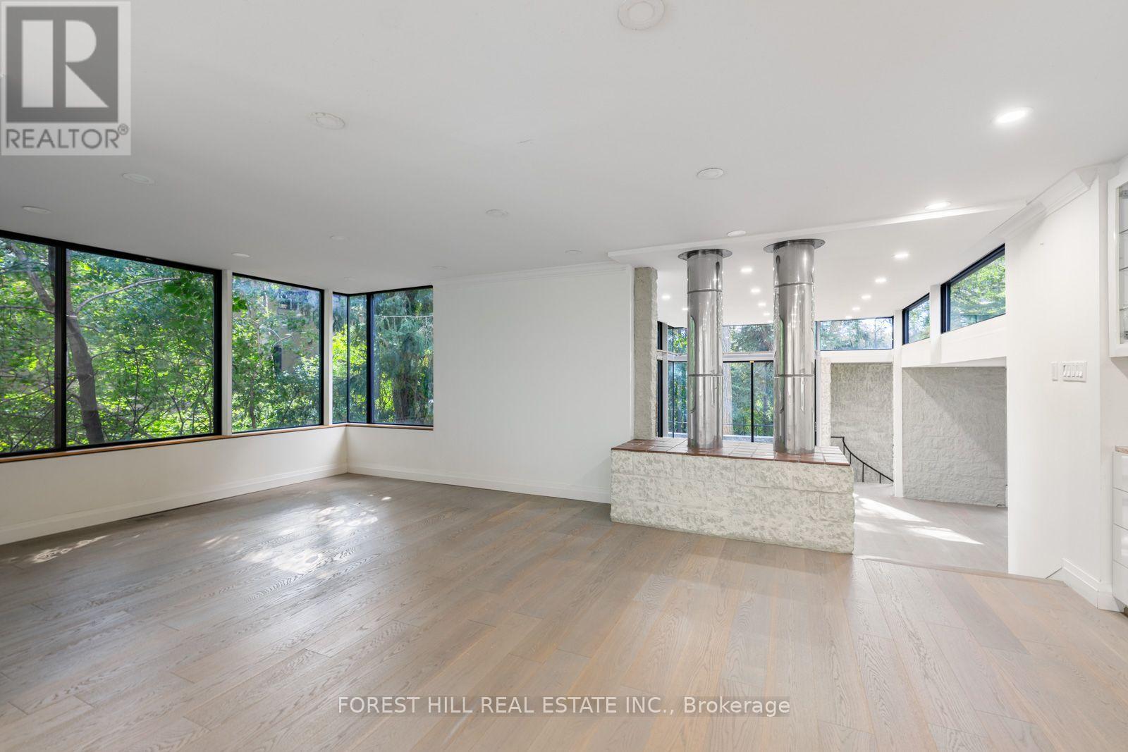 38 Riverside Boulevard Property Photo 11
