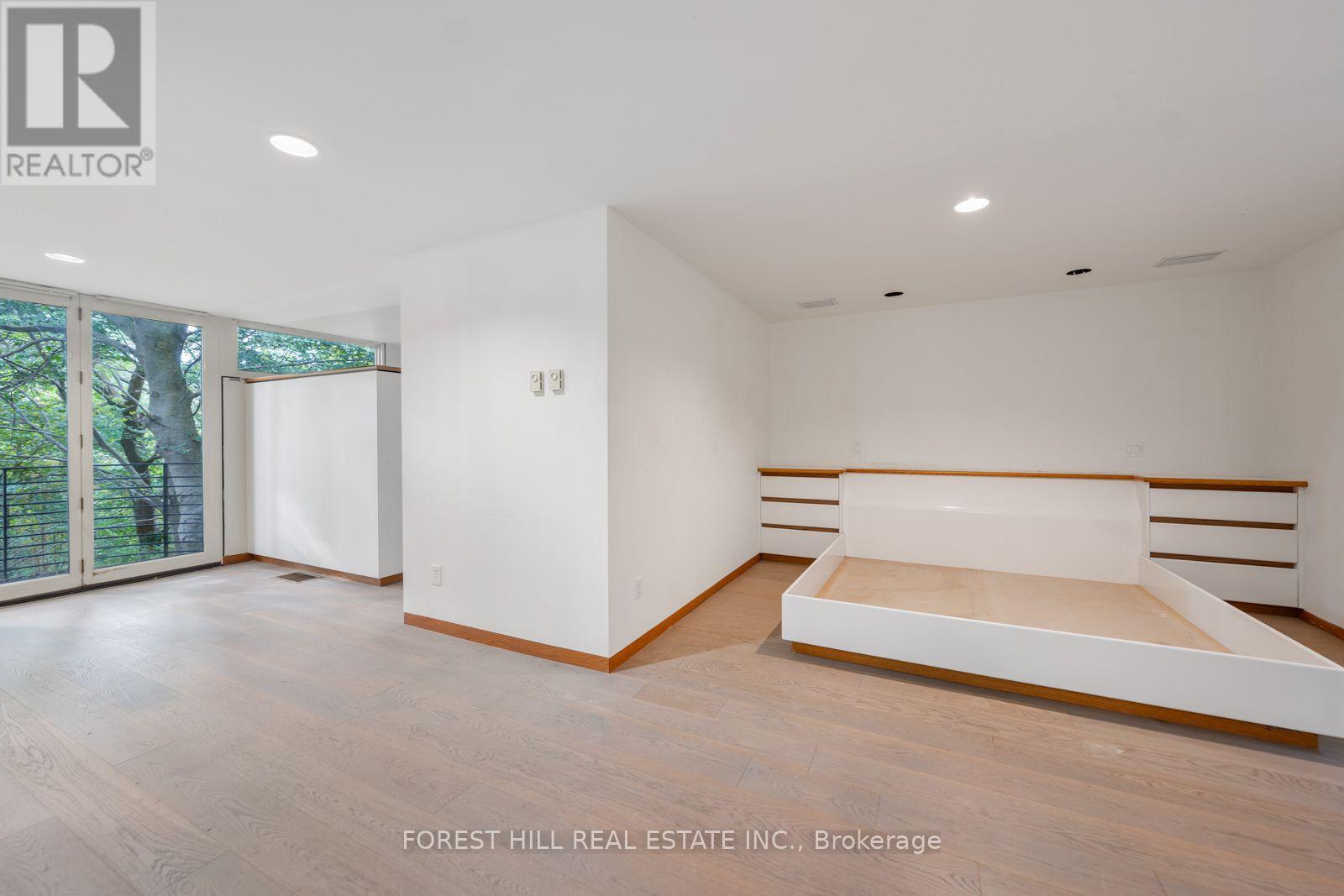 38 Riverside Boulevard Property Photo 19
