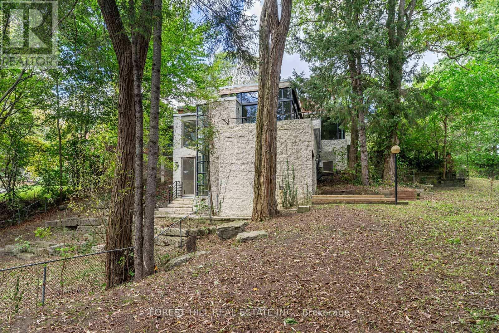 38 Riverside Boulevard Property Photo 32