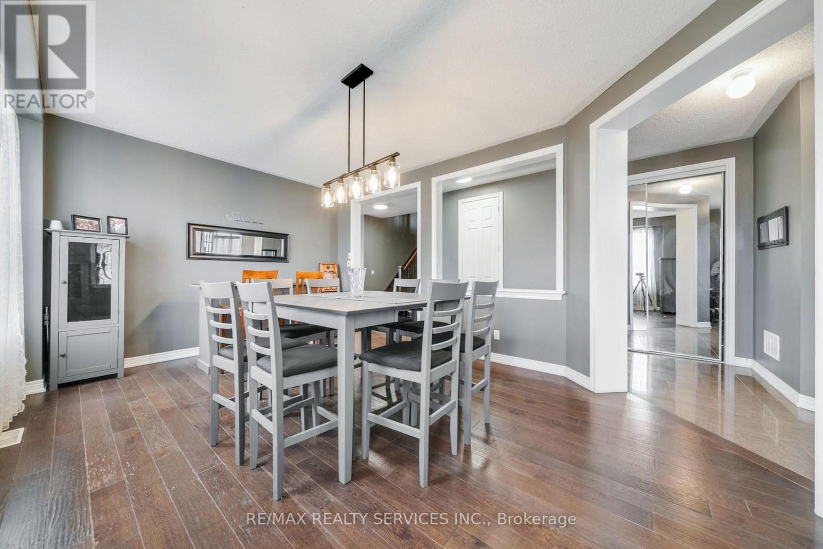 2 Kennedy Boulevard Property Photo 8
