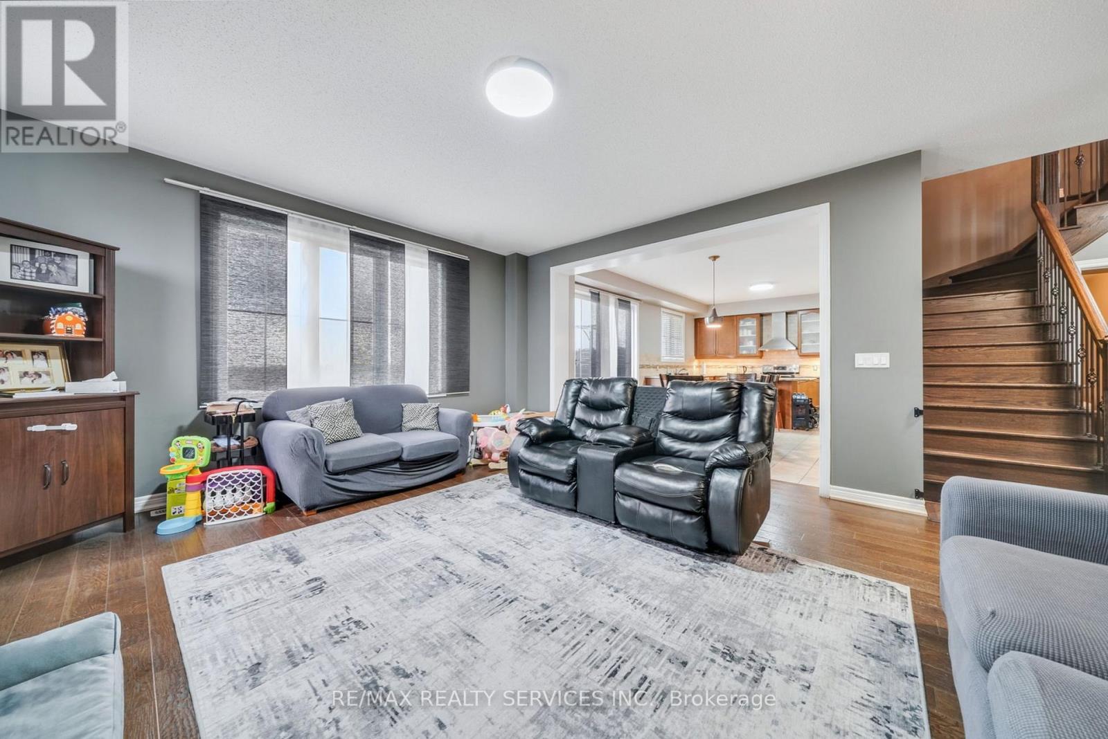 2 Kennedy Boulevard Property Photo 12