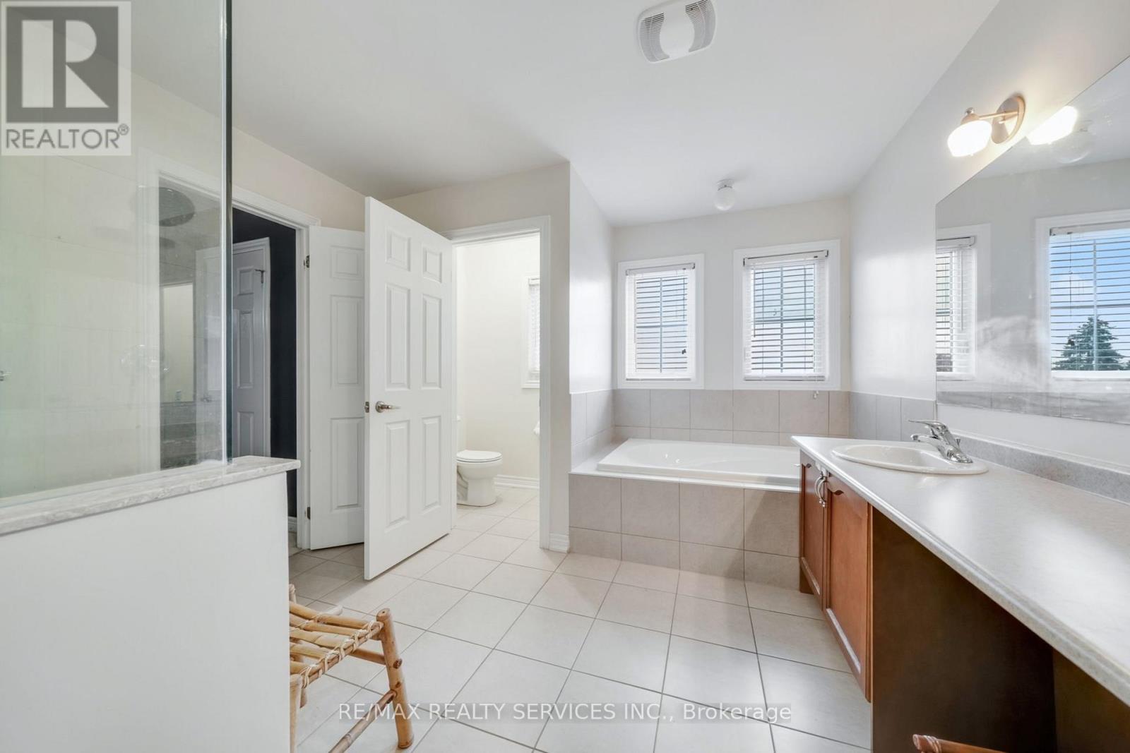 2 Kennedy Boulevard Property Photo 21