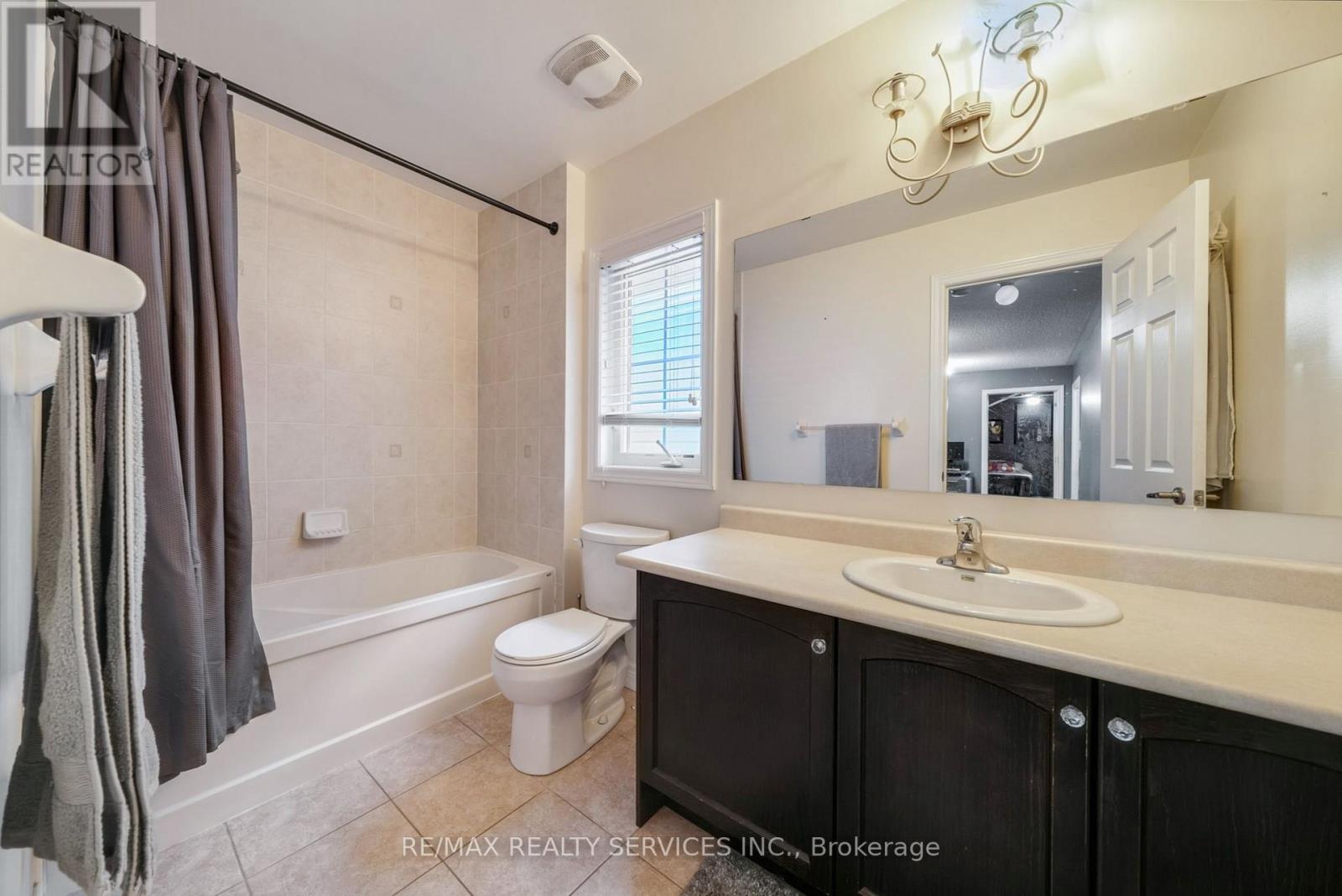 2 Kennedy Boulevard Property Photo 24