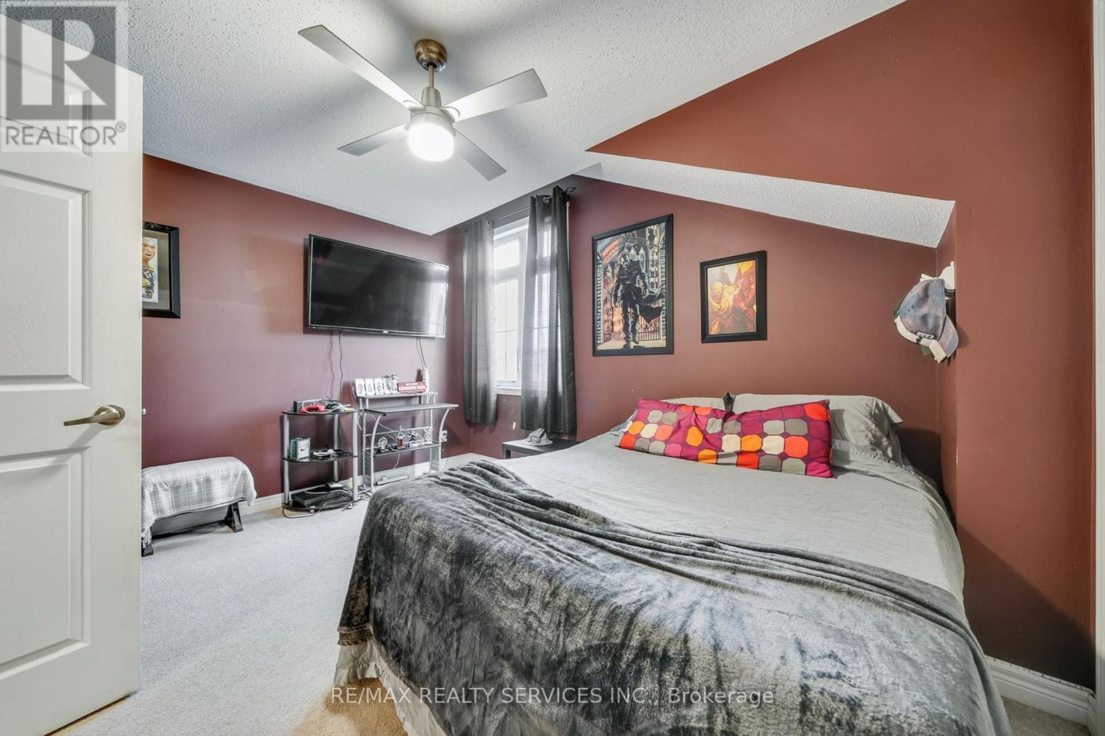 2 Kennedy Boulevard Property Photo 28