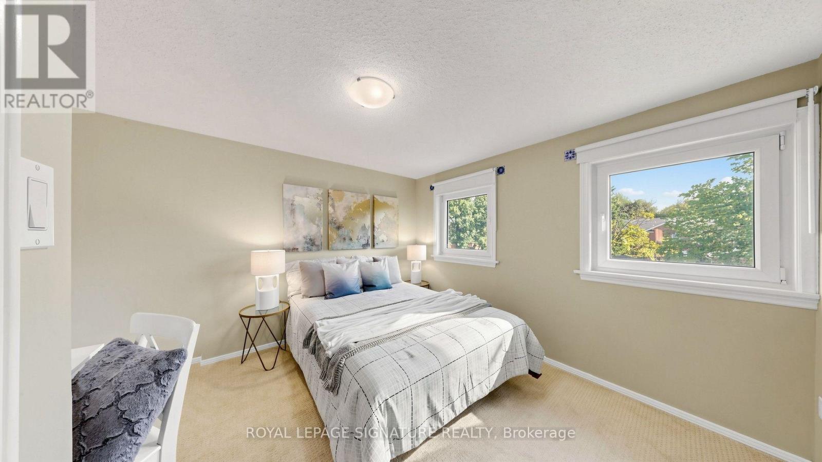 16 Meyer Circle Property Photo 12