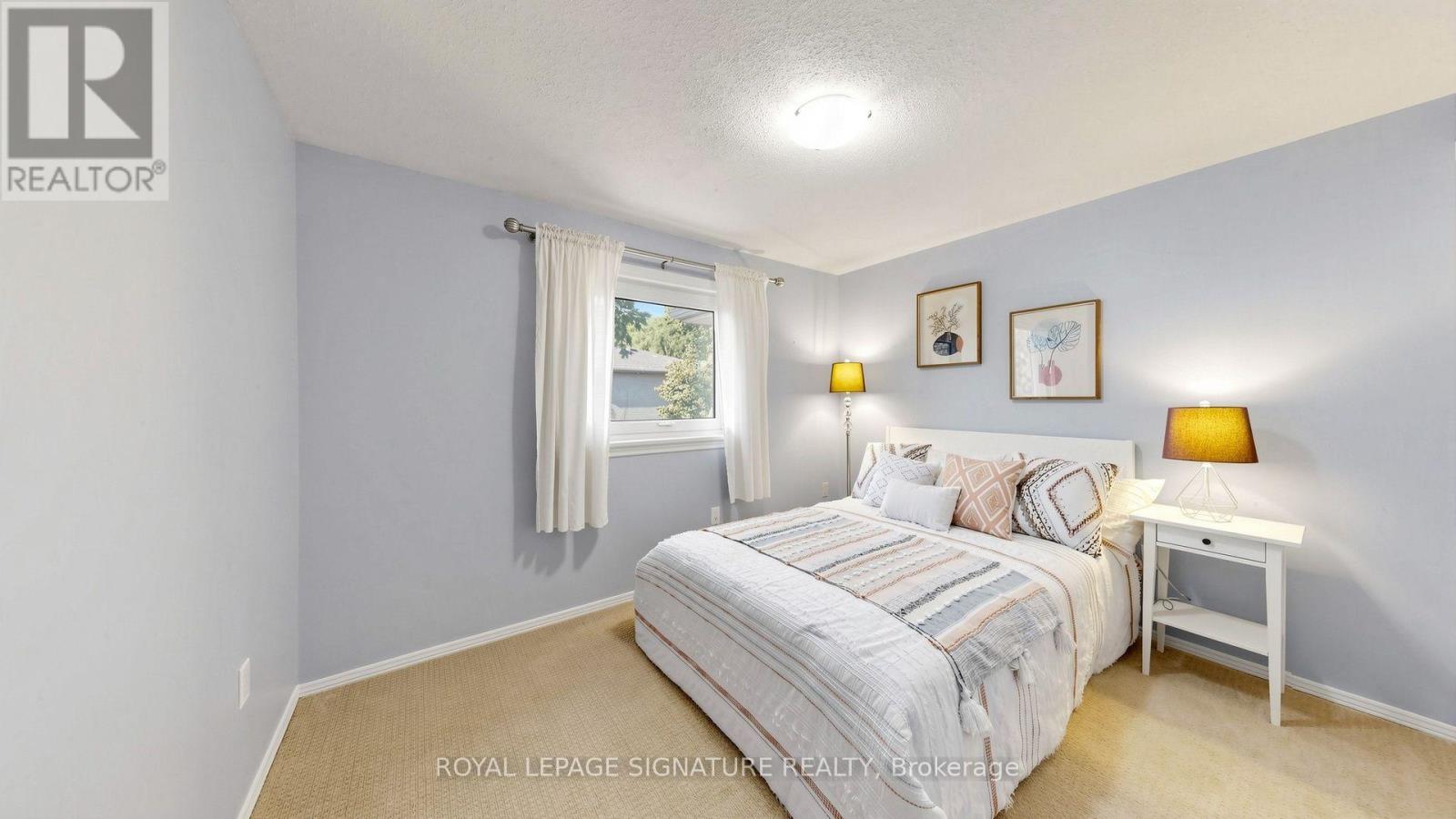 16 Meyer Circle Property Photo 13