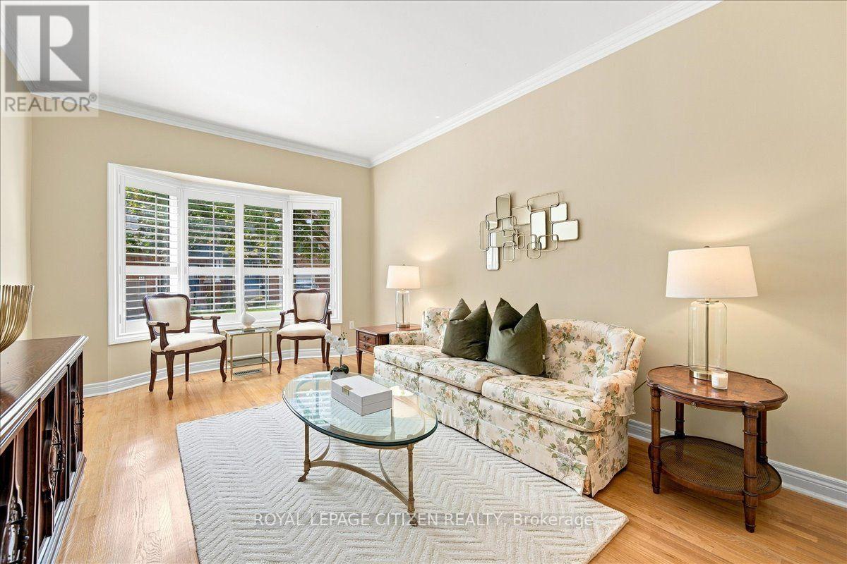 43 - 255 Shaftsbury Avenue Property Photo 9
