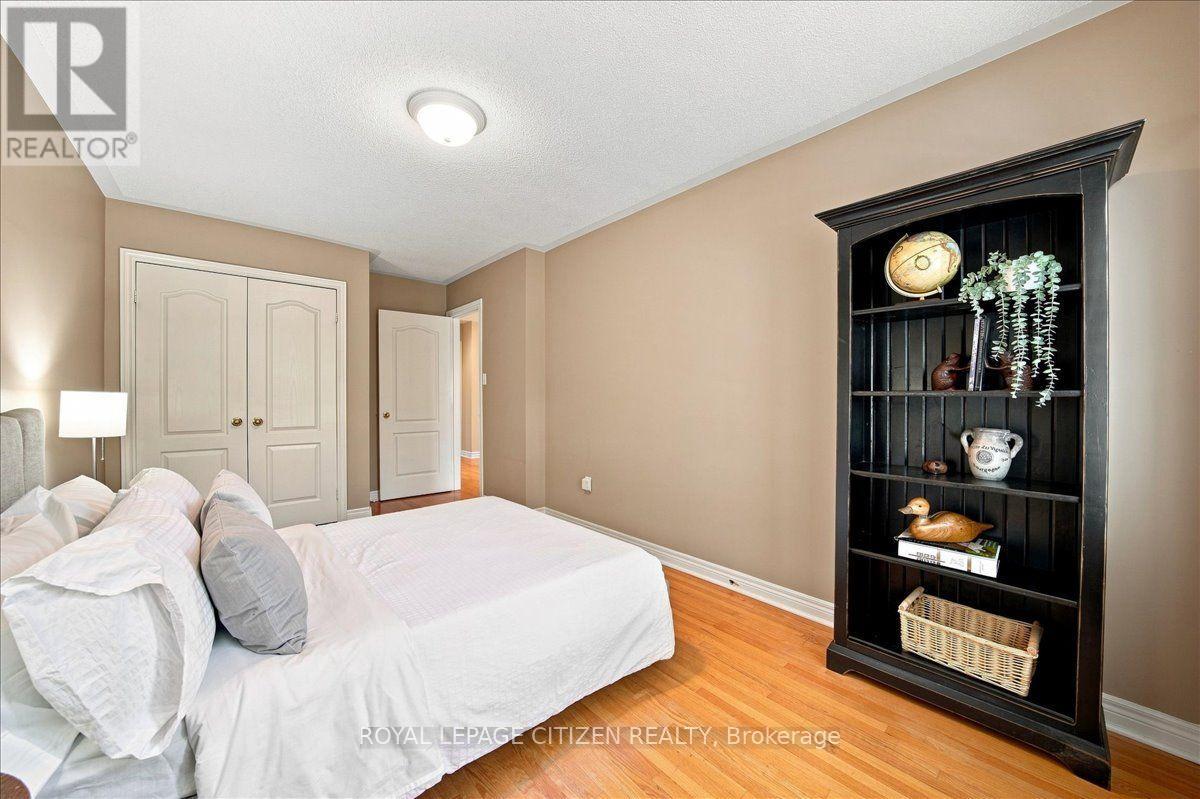43 - 255 Shaftsbury Avenue Property Photo 33