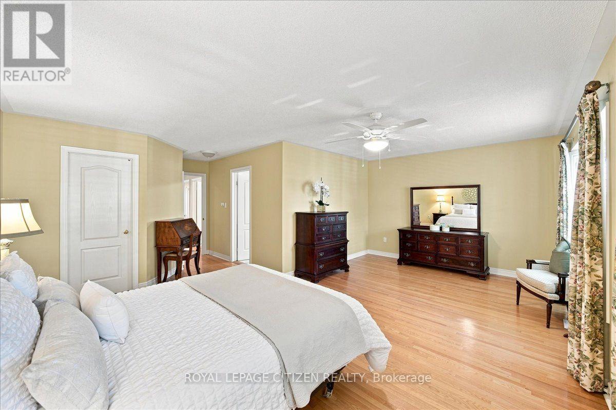 43 - 255 Shaftsbury Avenue Property Photo 38