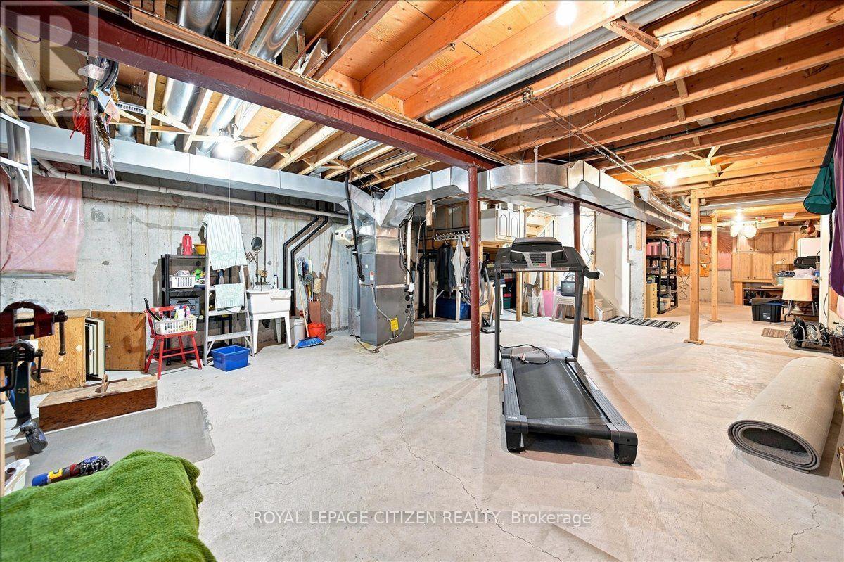 43 - 255 Shaftsbury Avenue Property Photo 46