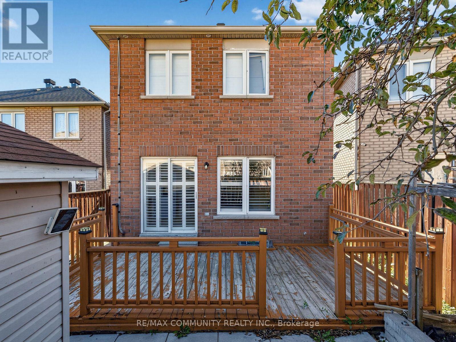 117 Tara Crescent Property Photo 34