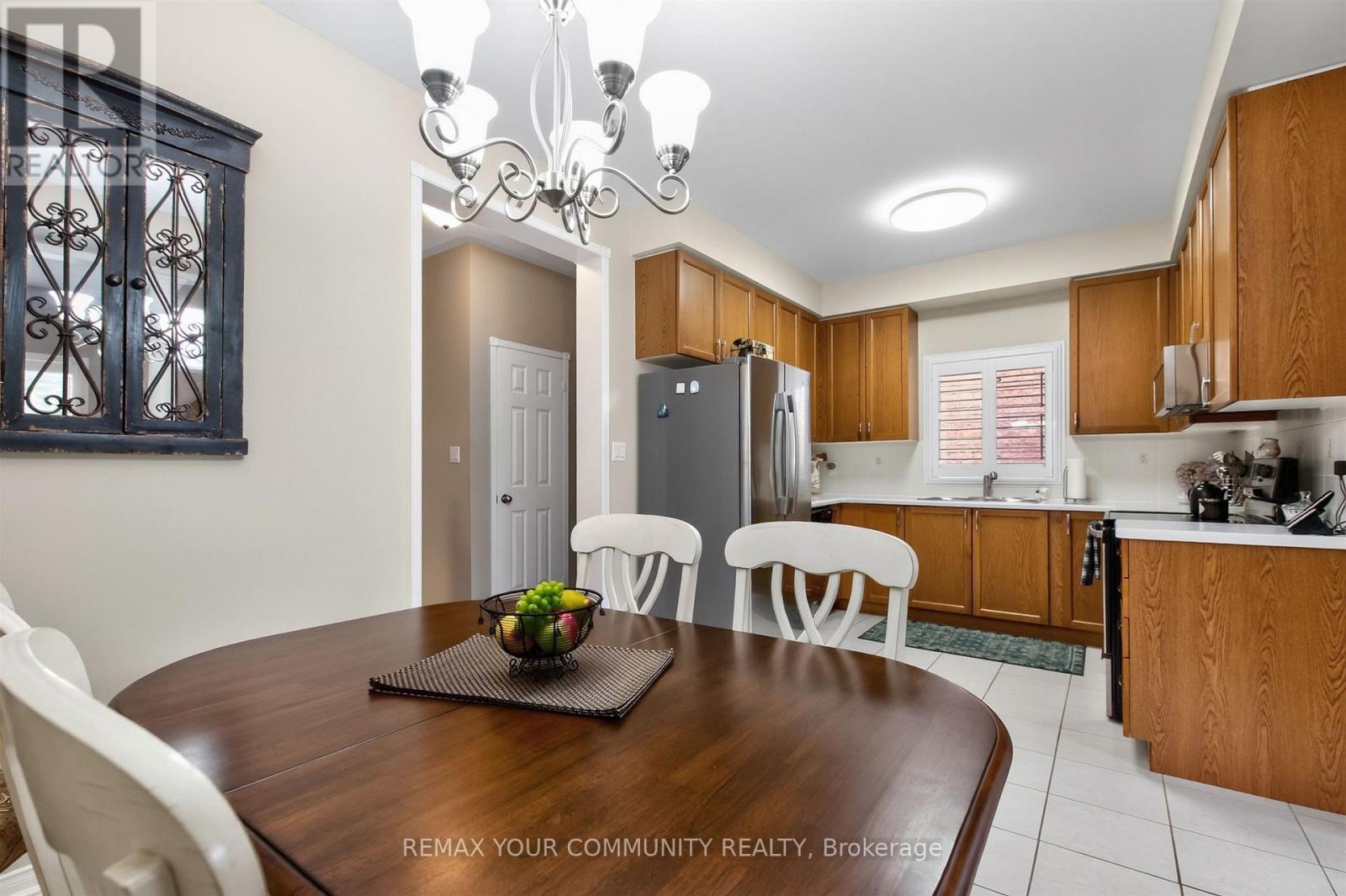 61 Cozens Drive Property Photo 9