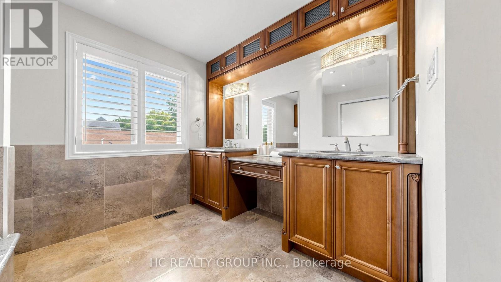 60 Oak Avenue Property Photo 28