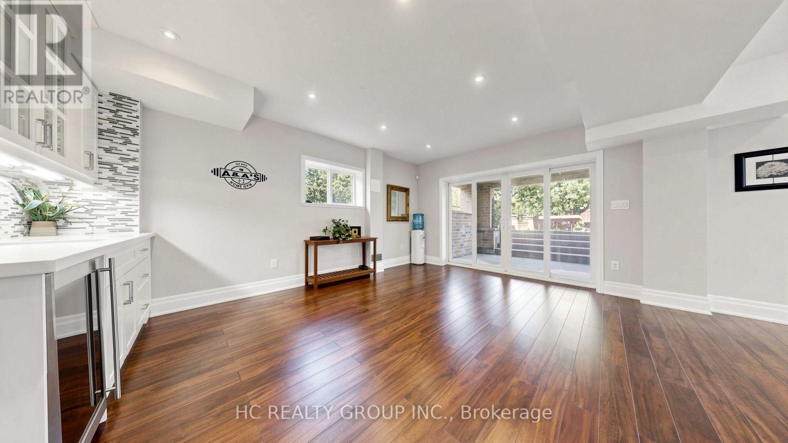 60 Oak Avenue Property Photo 39