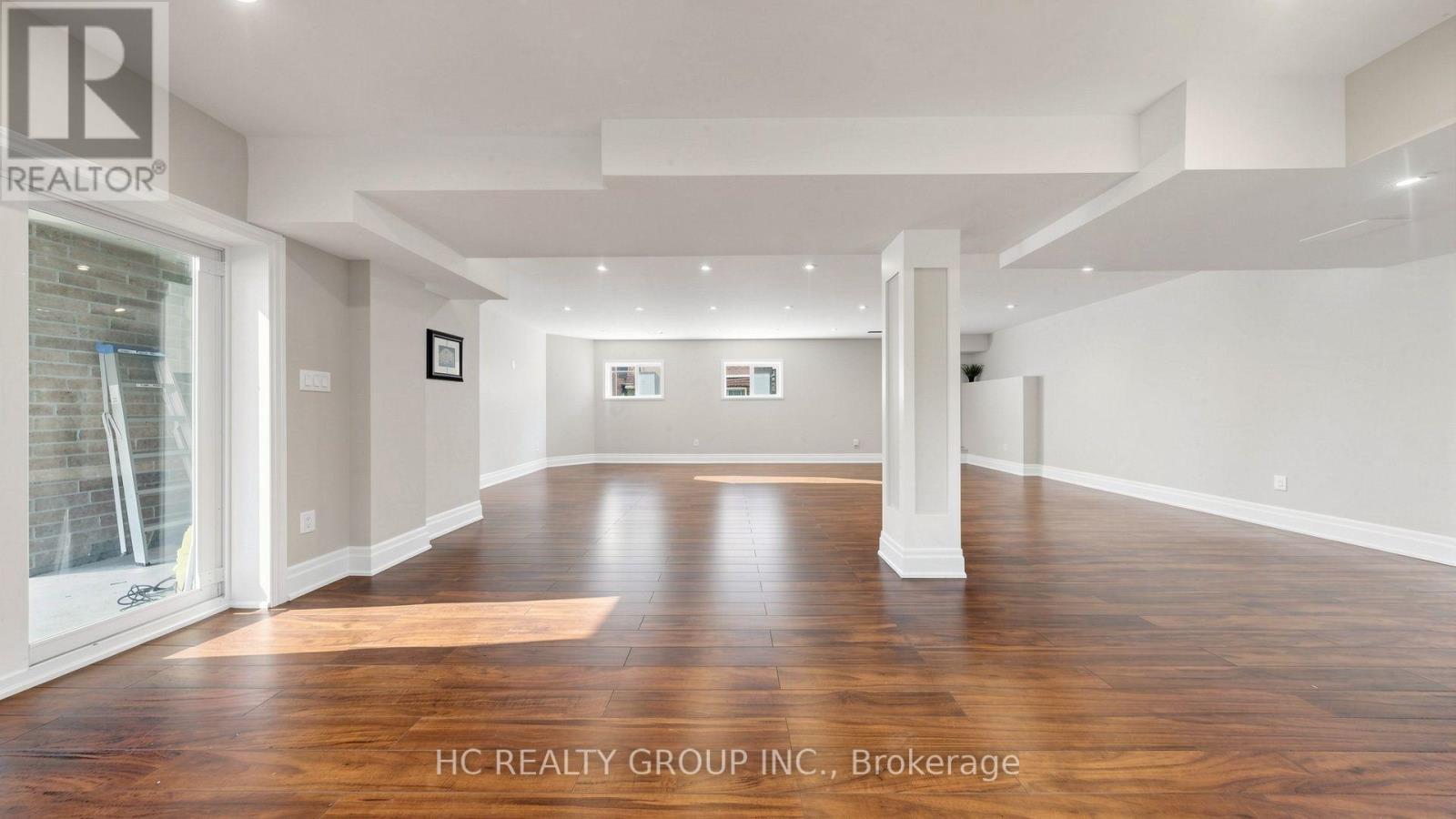 60 Oak Avenue Property Photo 40