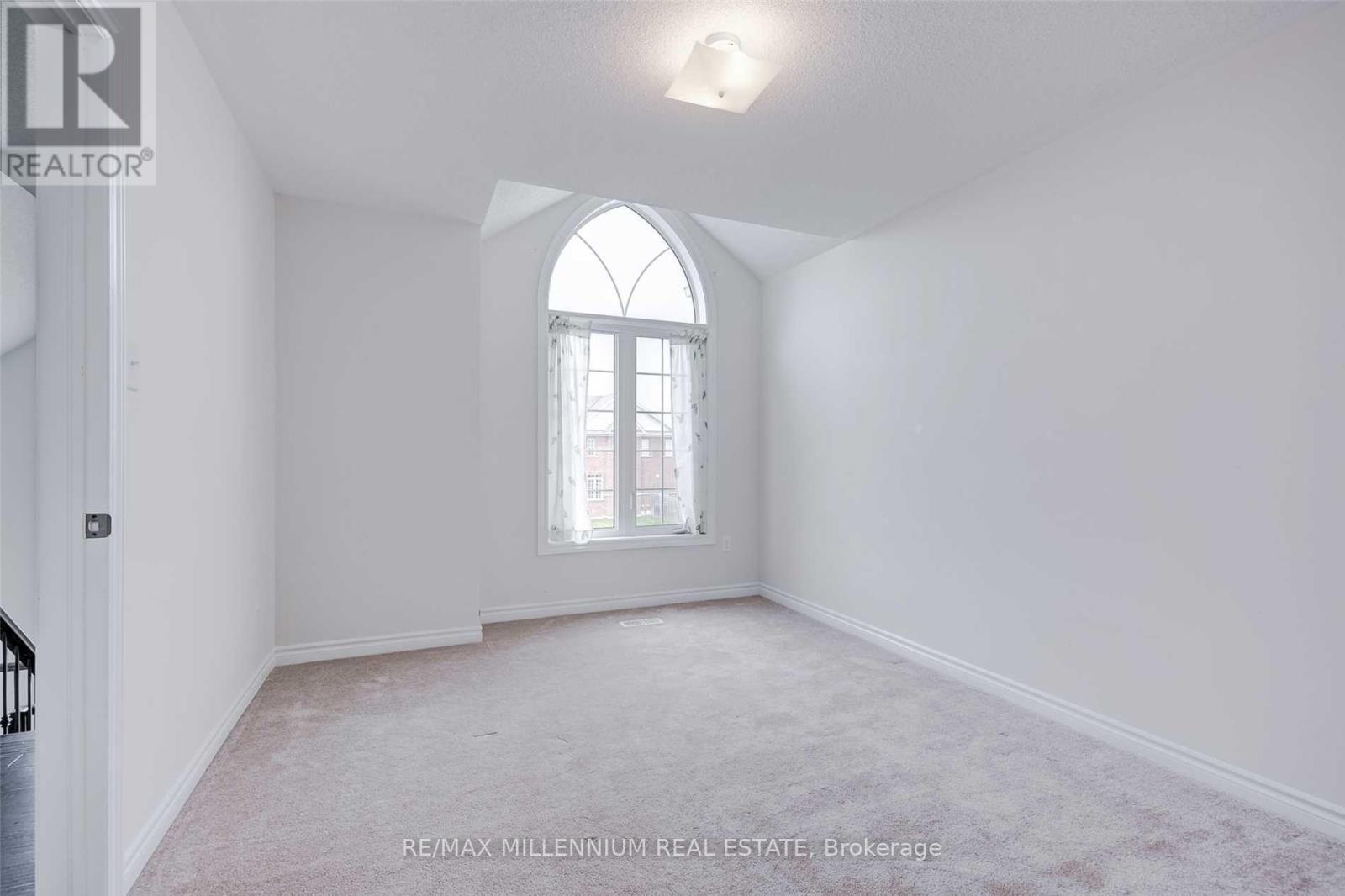 77 Collier Crescent Property Photo 24