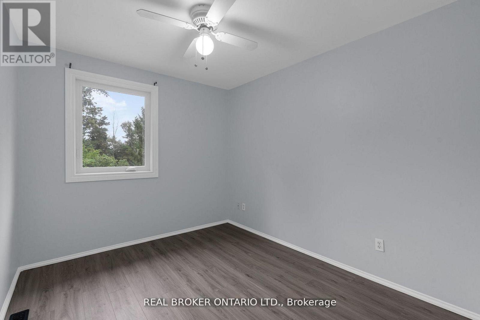 8626 5th Side Road Property Photo 17
