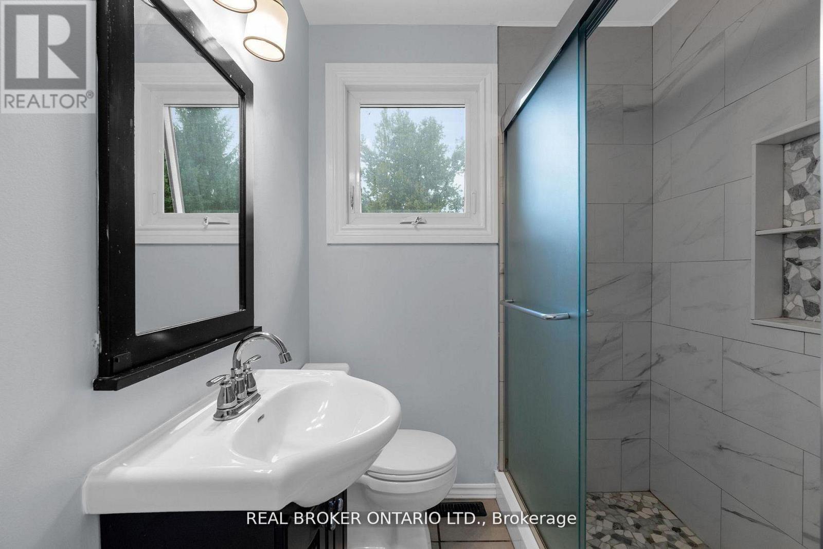 8626 5th Side Road Property Photo 20