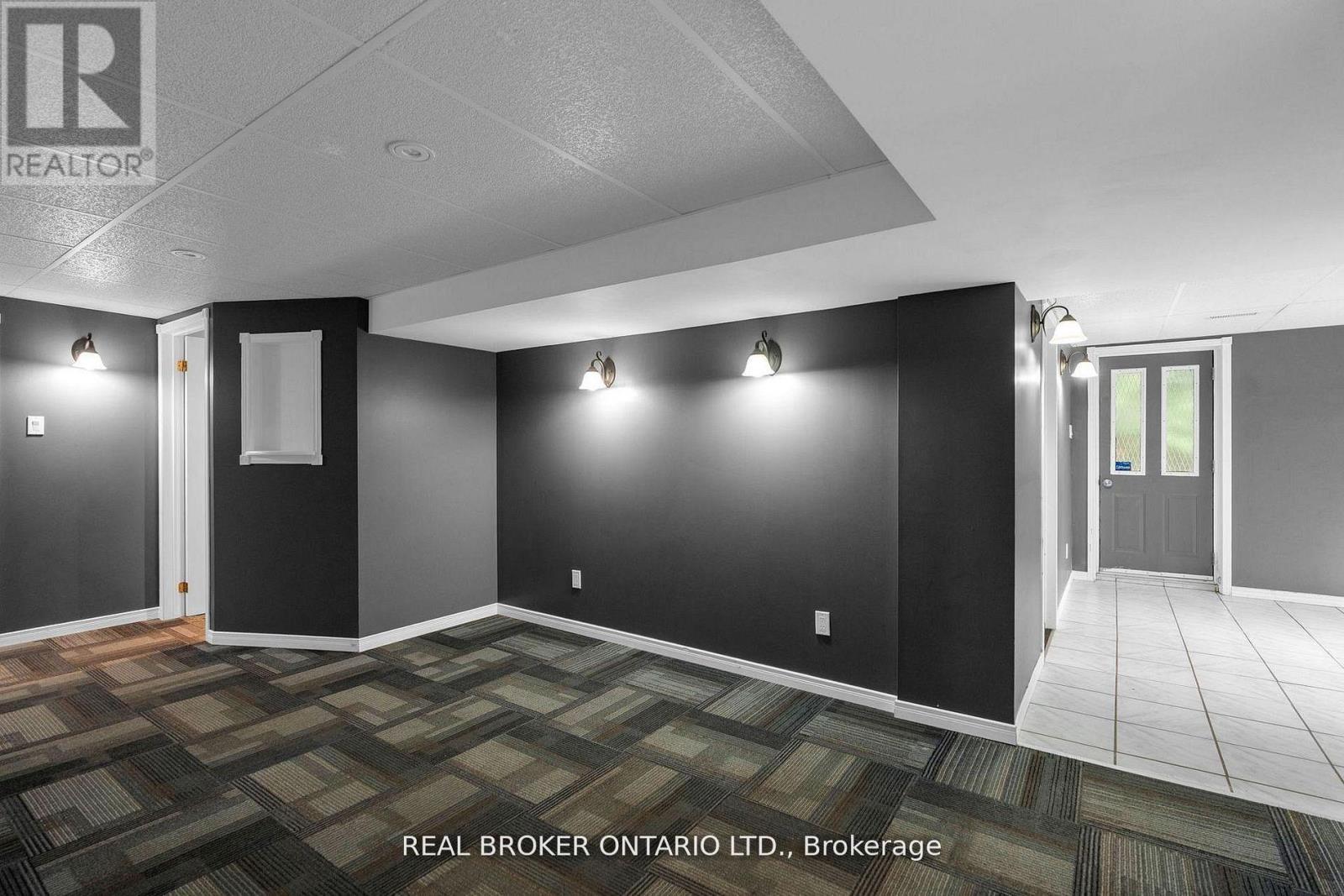 8626 5th Side Road Property Photo 22