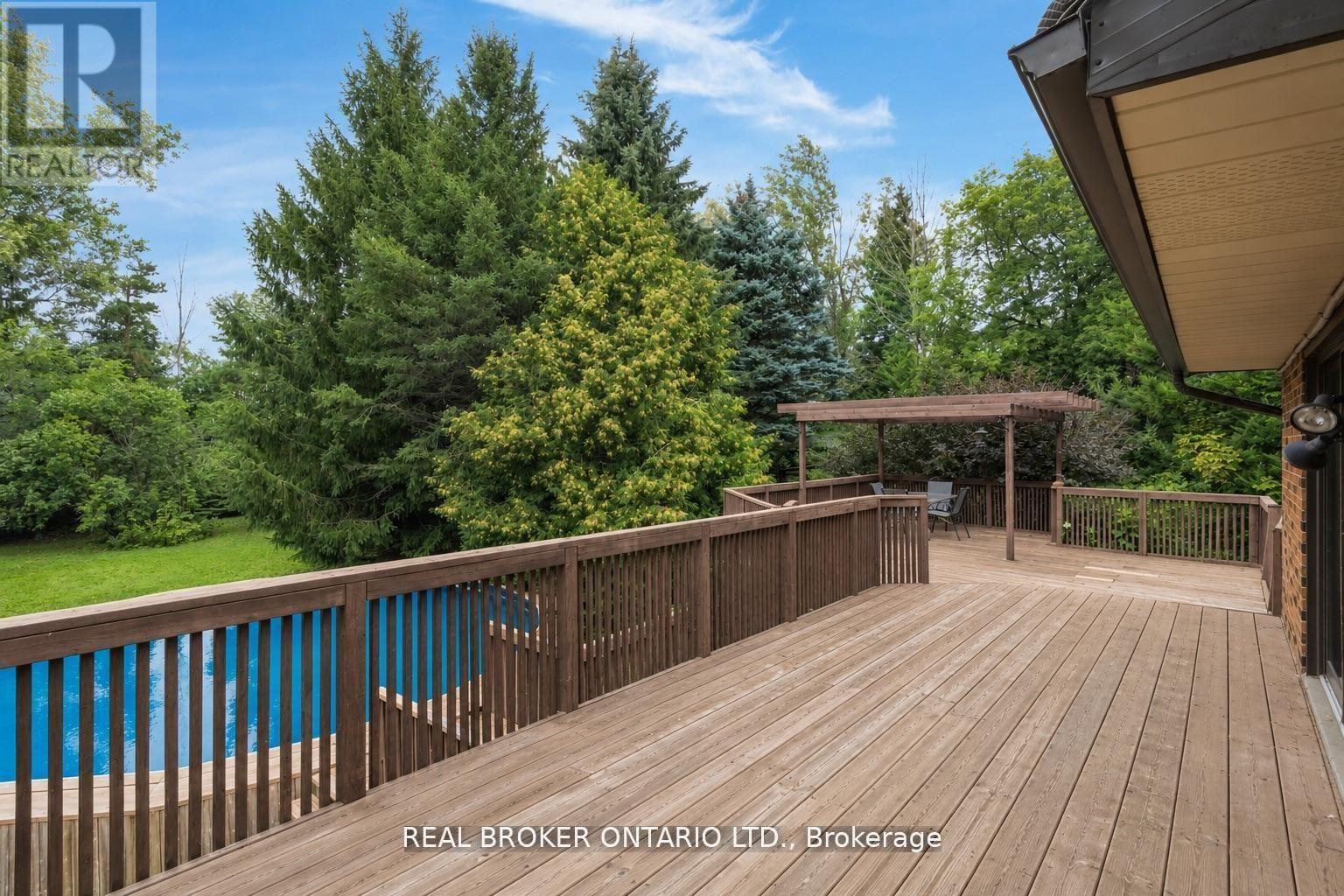 8626 5th Side Road Property Photo 26