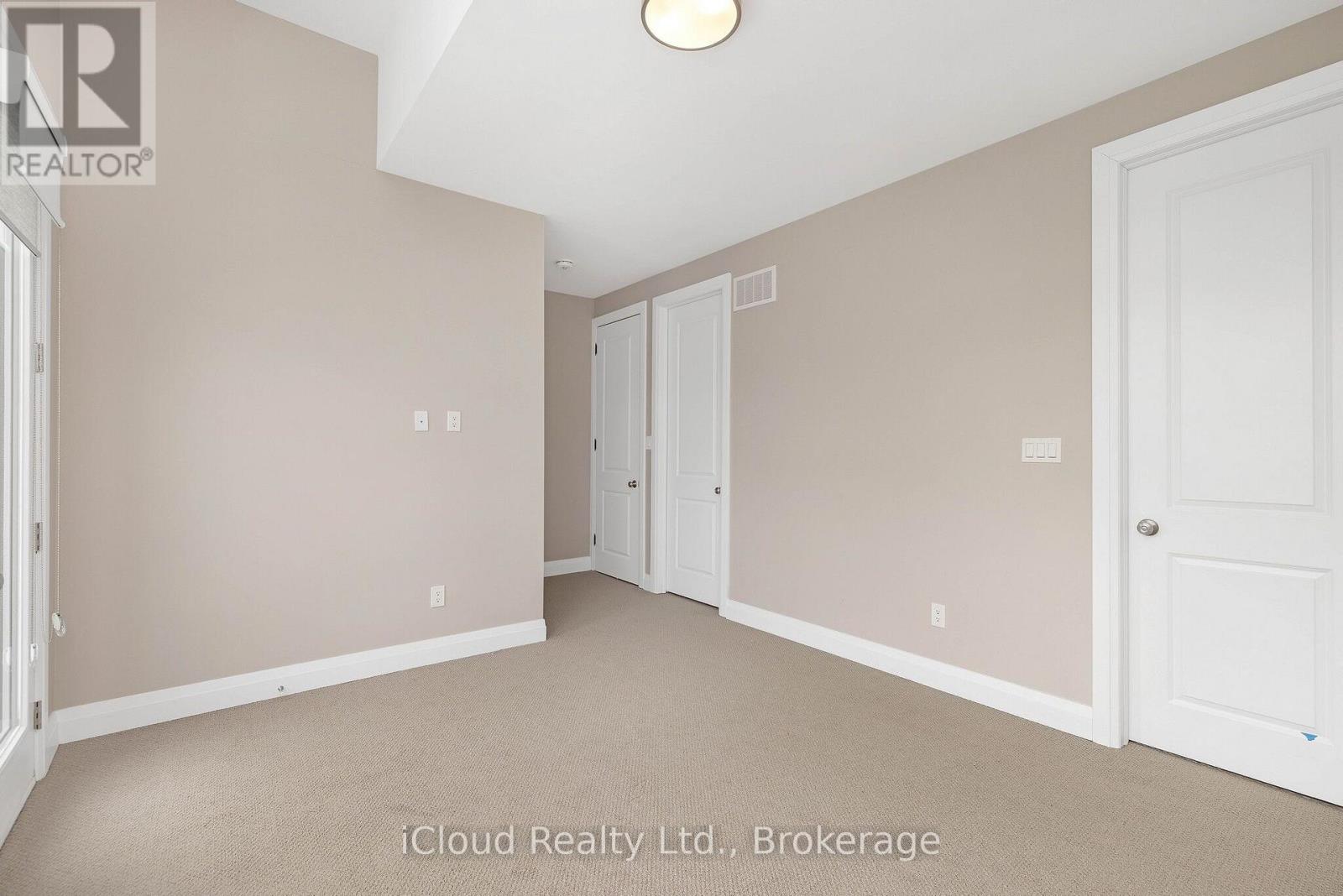 38 Pine Hill Crescent Property Photo 44