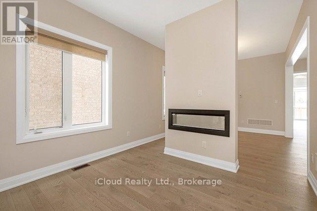 38 Pine Hill Crescent Property Photo 8