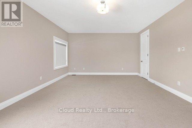 38 Pine Hill Crescent Property Photo 21