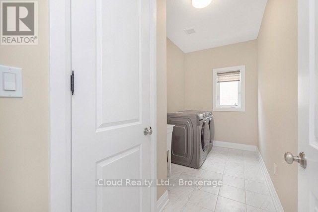 38 Pine Hill Crescent Property Photo 29