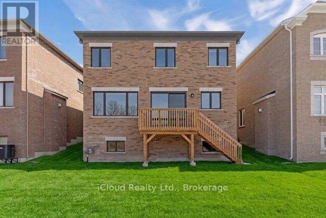 38 Pine Hill Crescent Property Photo 45