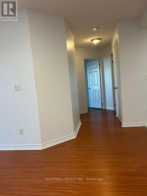 905 - 130 Pond Drive Property Photo 5