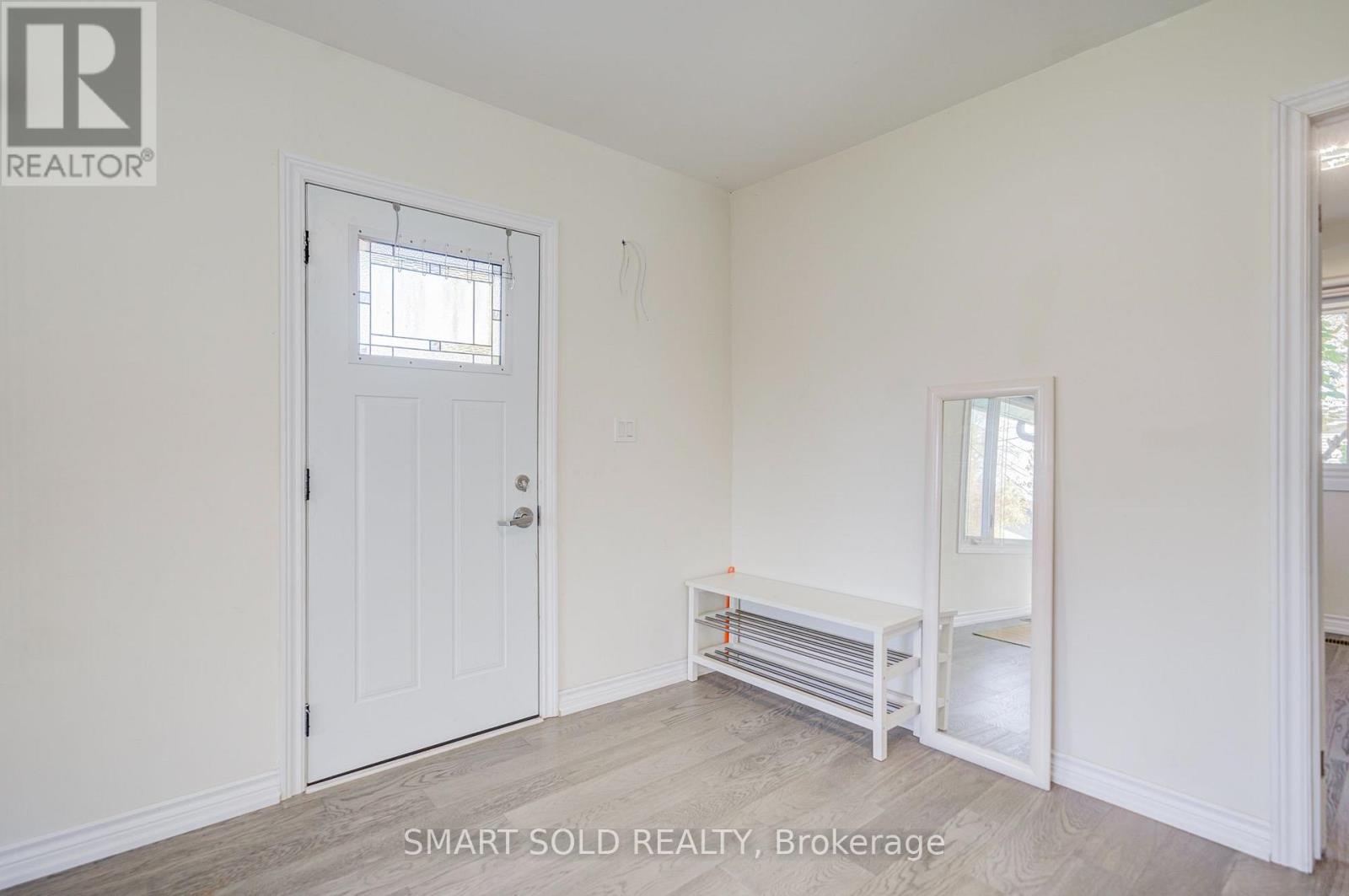 209 Pine Beach Drive Property Photo 5