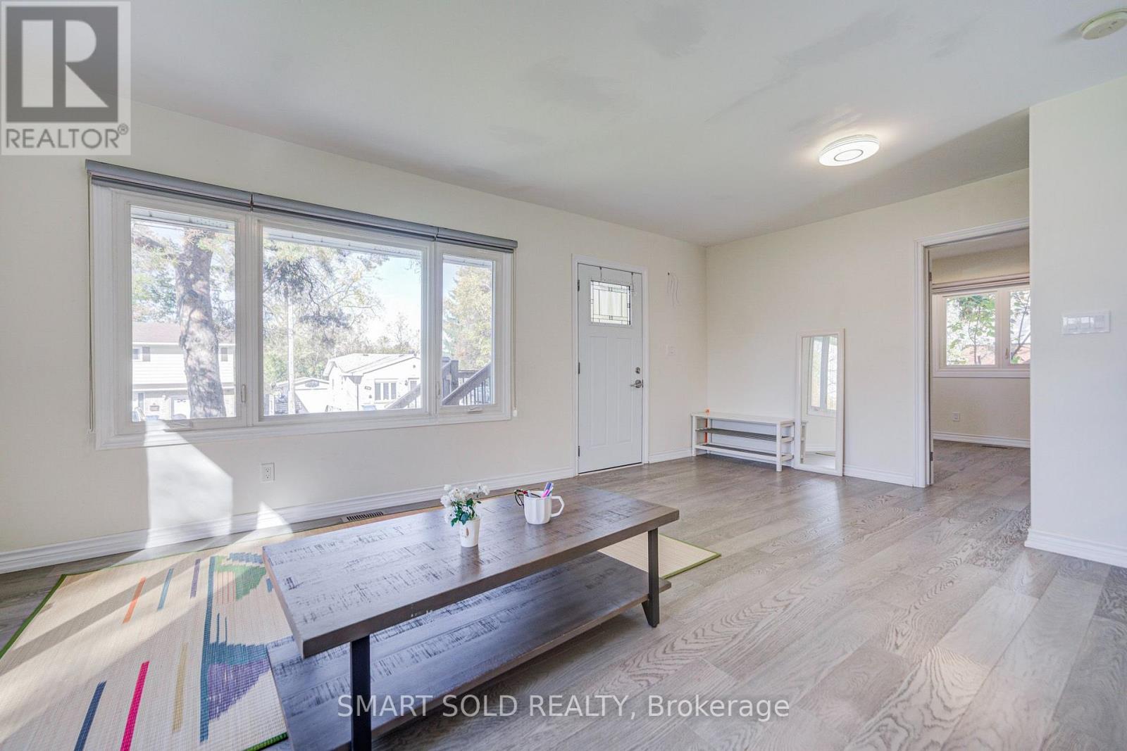 209 Pine Beach Drive Property Photo 6