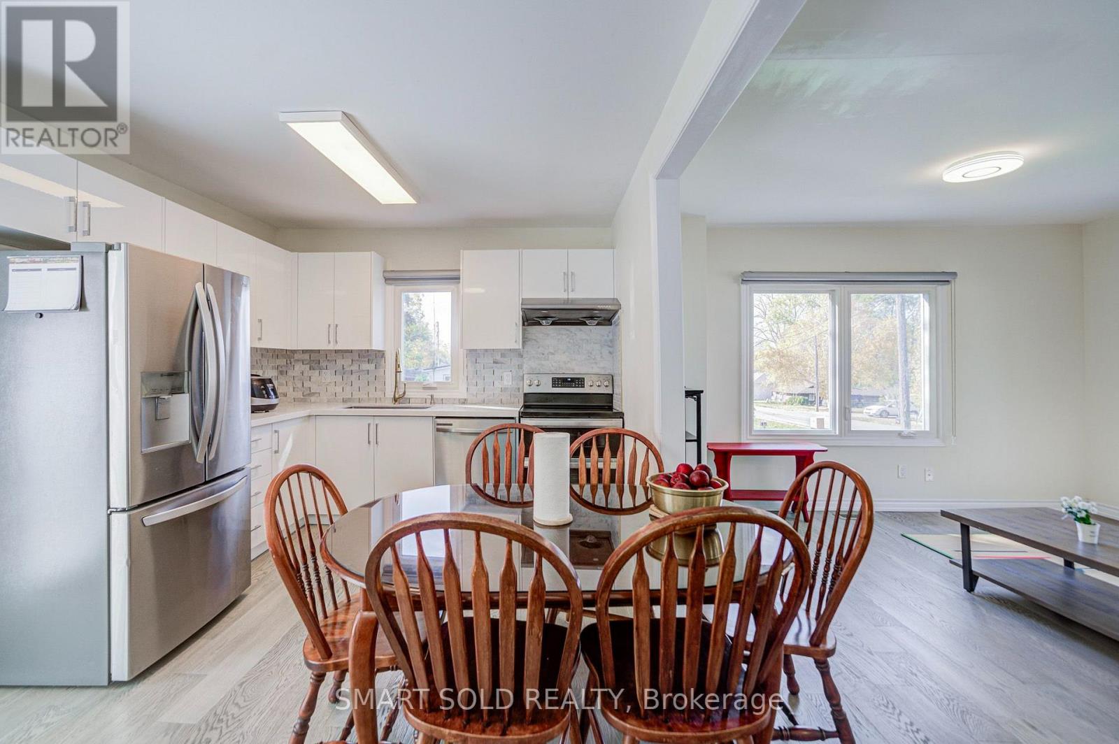 209 Pine Beach Drive Property Photo 14