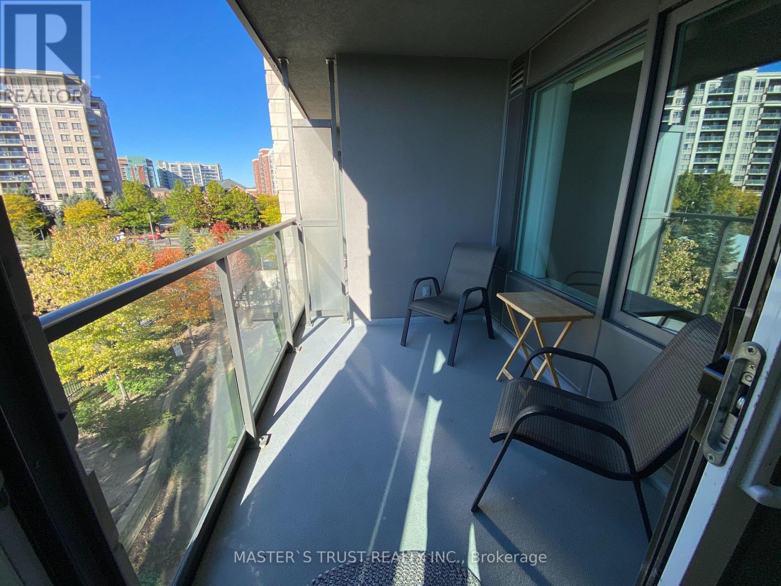 508 - 233 South Park Road Property Photo 7