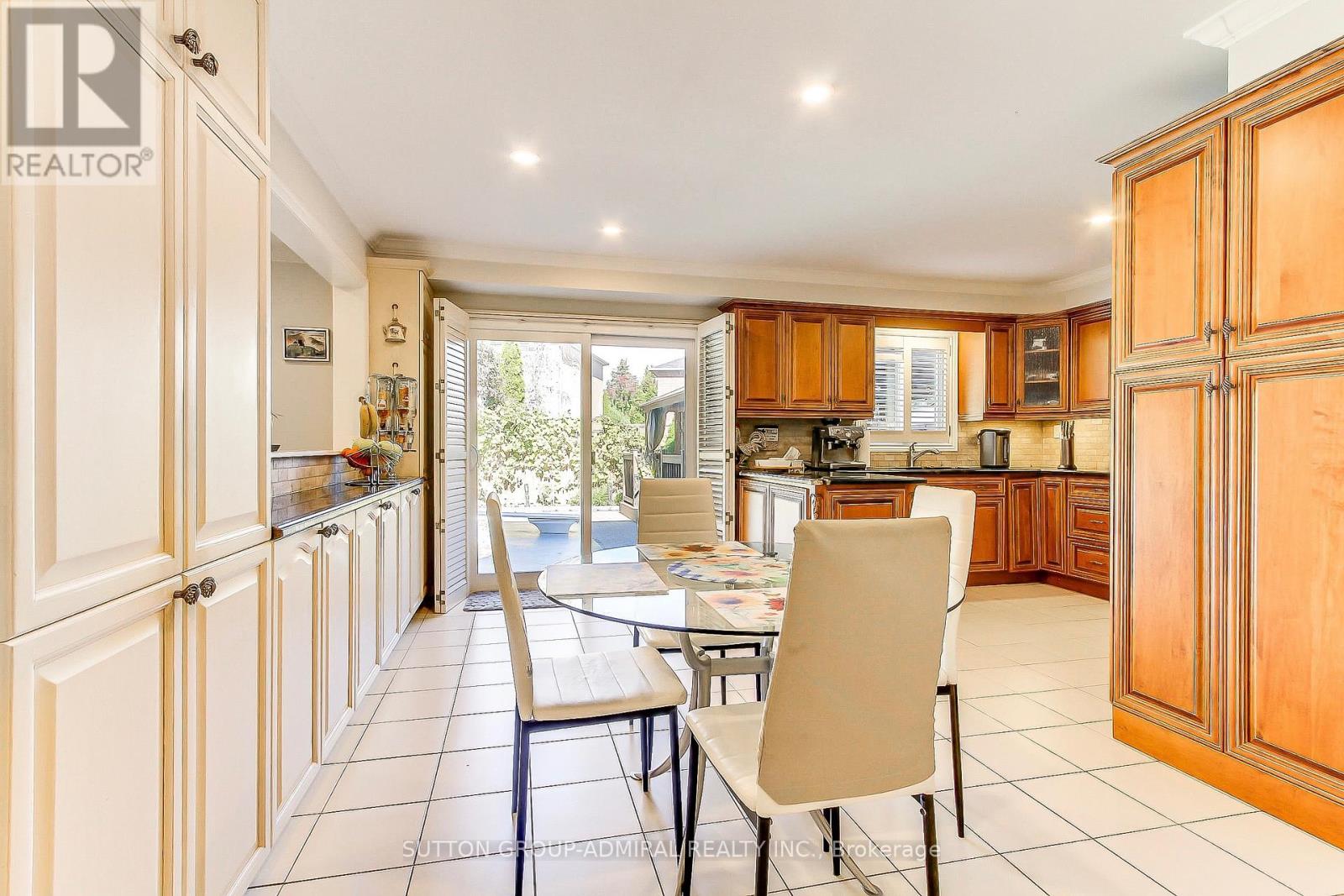 322 Harry Beer Court Property Photo 11
