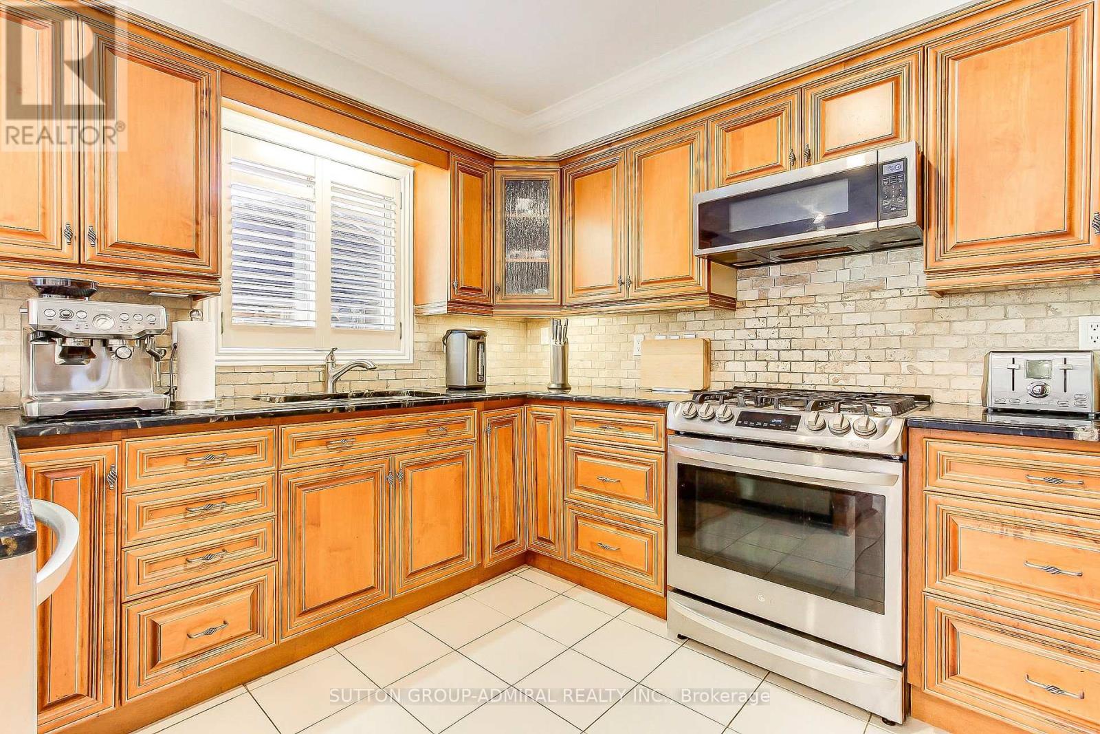 322 Harry Beer Court Property Photo 13