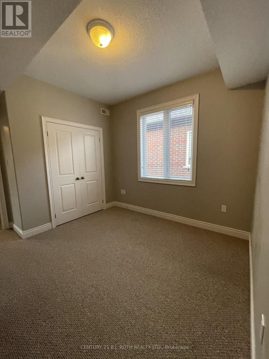 A - 175 Centre Street Property Photo 15