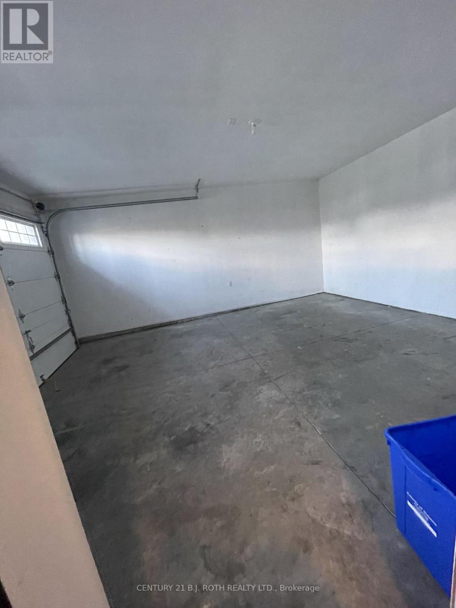 A - 175 Centre Street Property Photo 25