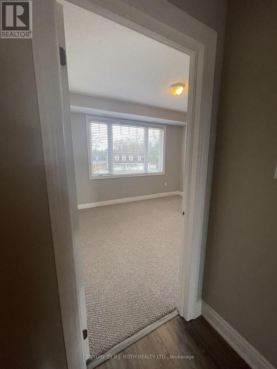A - 175 Centre Street Property Photo 27