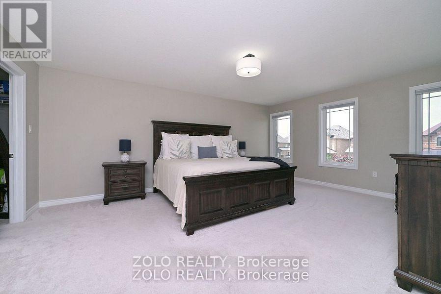 69 Walker Boulevard Property Photo 20