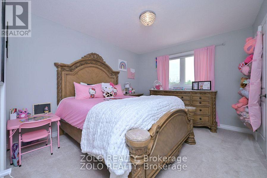 69 Walker Boulevard Property Photo 25